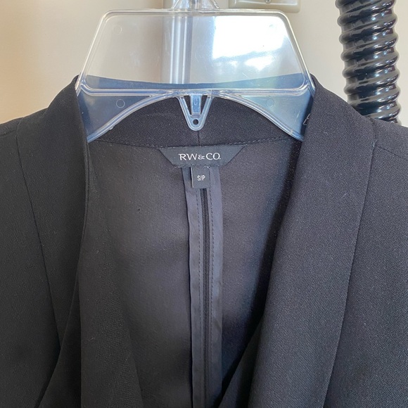 RW&Co Blazer - Picture 3 of 3